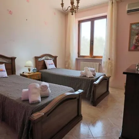 Carluccio Taviano (Lecce)